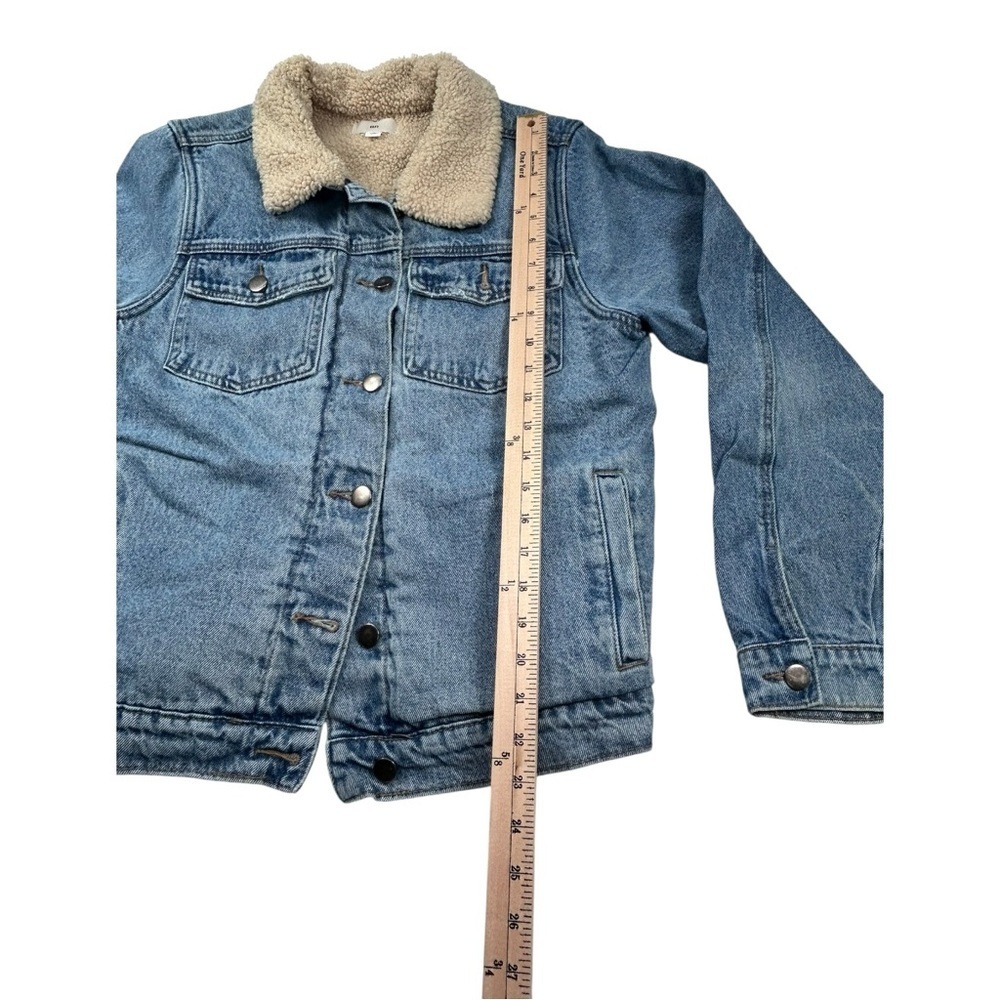 BP. Denim Oversized Trucker Jacket with Faux Shearling Collar Size XS (Women’s) - Picture 3 of 11